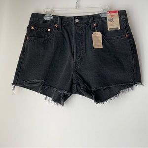 Levi’s Cutoff 501 Distressed Hem Black Buttonfly Shorts Size 32